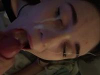 My girlfriend gives me a blowjob and I cum on her face